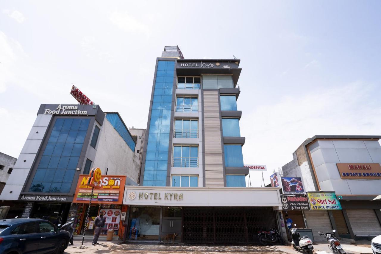 Hotel Kyra Airport Ahmedabad Buitenkant foto